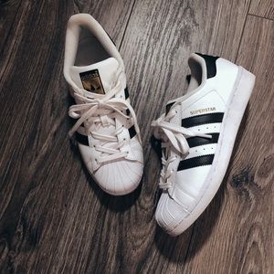 Adidas Suoerstar sneakers